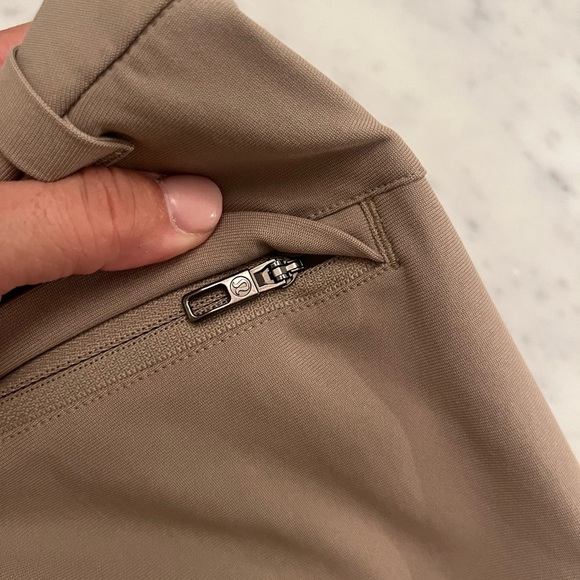 Lululemon Men’s Khaki Shorts 28 ⭐️stains - Picture 10 of 12